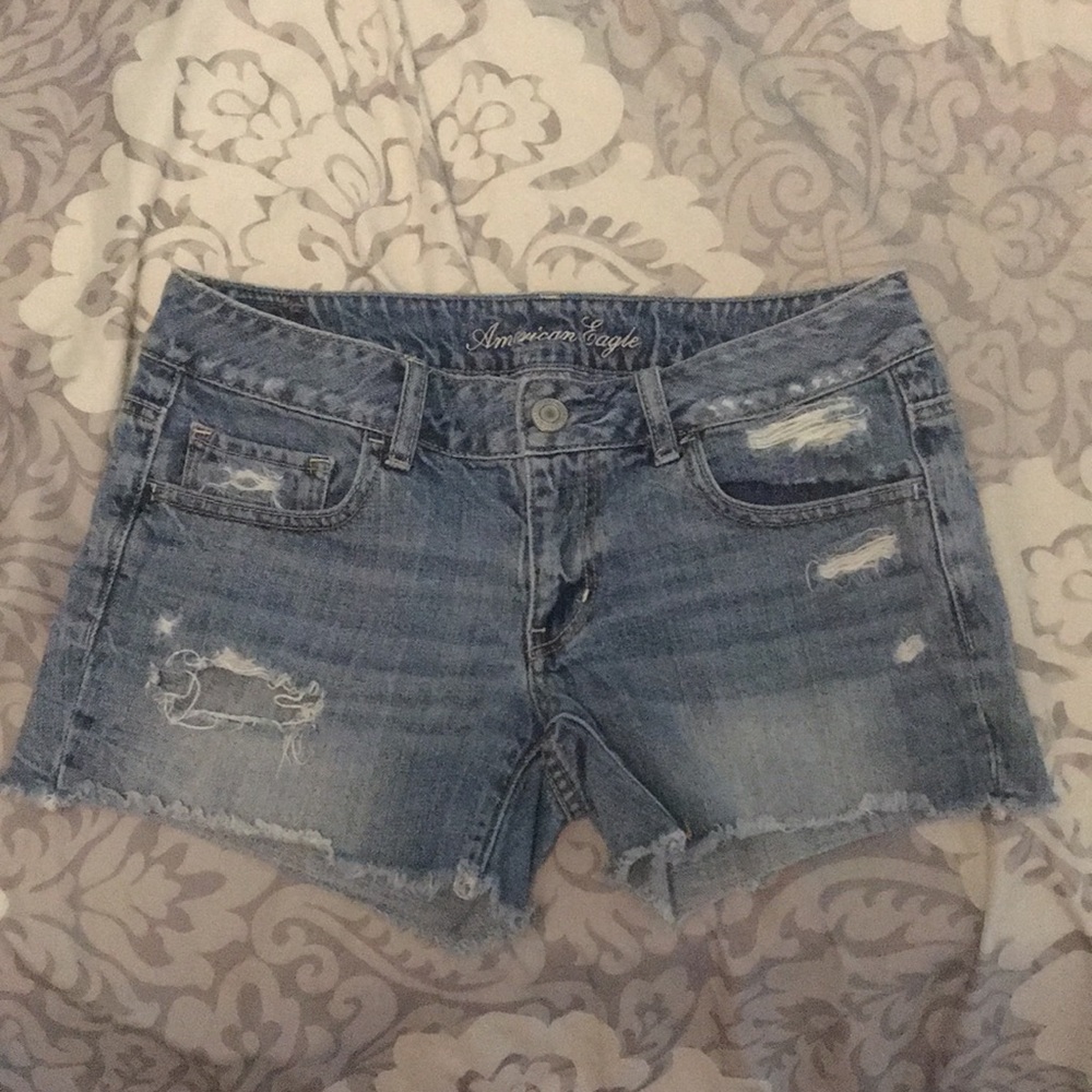 American Eagle jean shorts☀️❤️